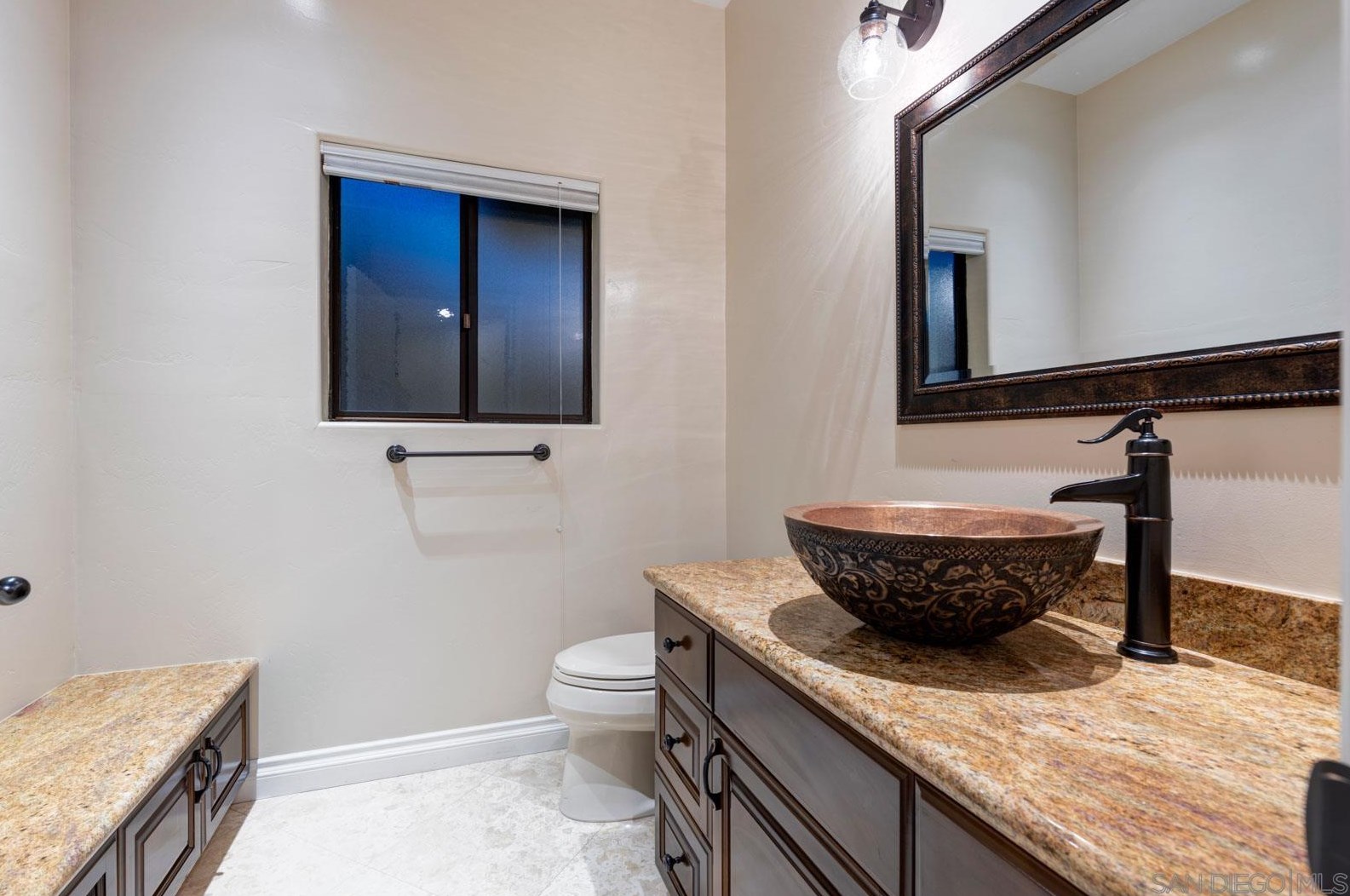 13601 Del Poniente Rd, Poway CA  92064-2231 exterior