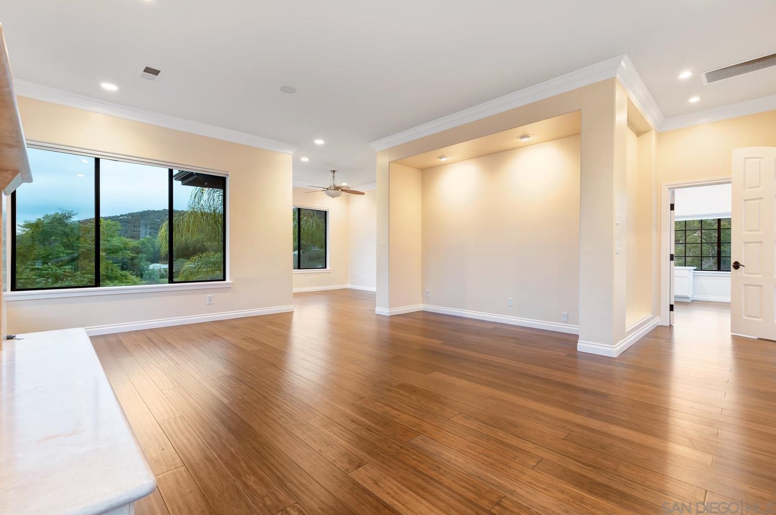 13601 Del Poniente Rd, Poway CA  92064-2231 exterior