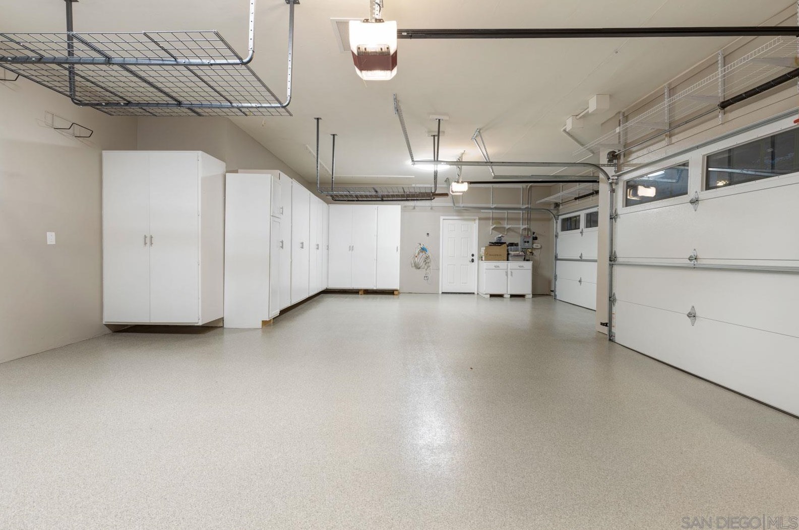 13601 Del Poniente Rd, Poway CA  92064-2231 exterior