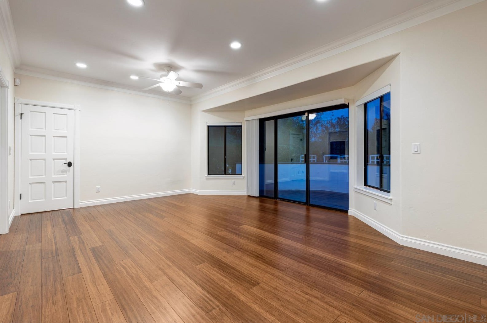 13601 Del Poniente Rd, Poway CA  92064-2231 exterior