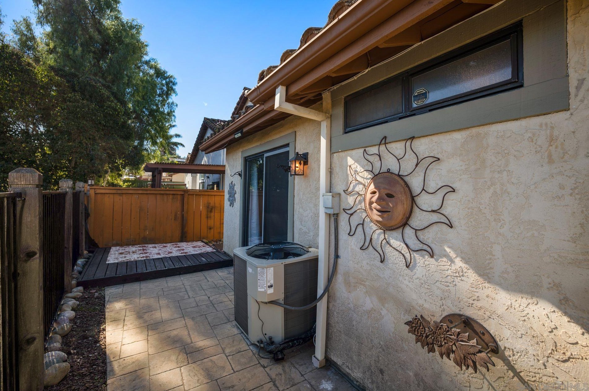 8611 Paseo Del Sol, Santee CA  92071-4015 exterior