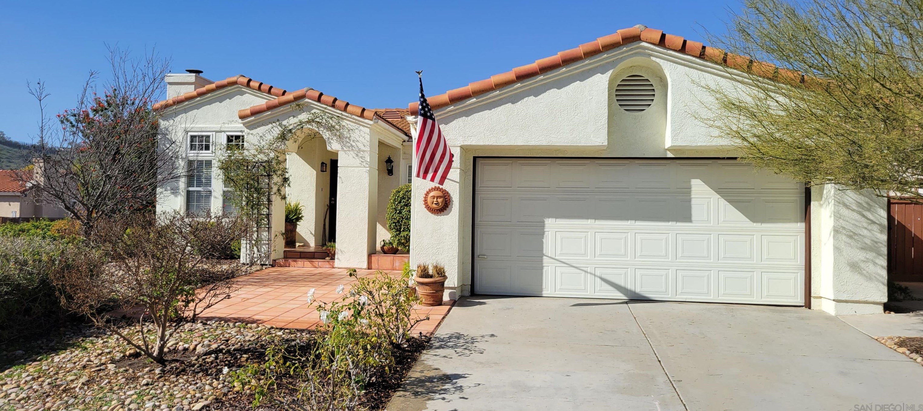 4952 Lake Shore Ct, Fallbrook, CA 92028-7825