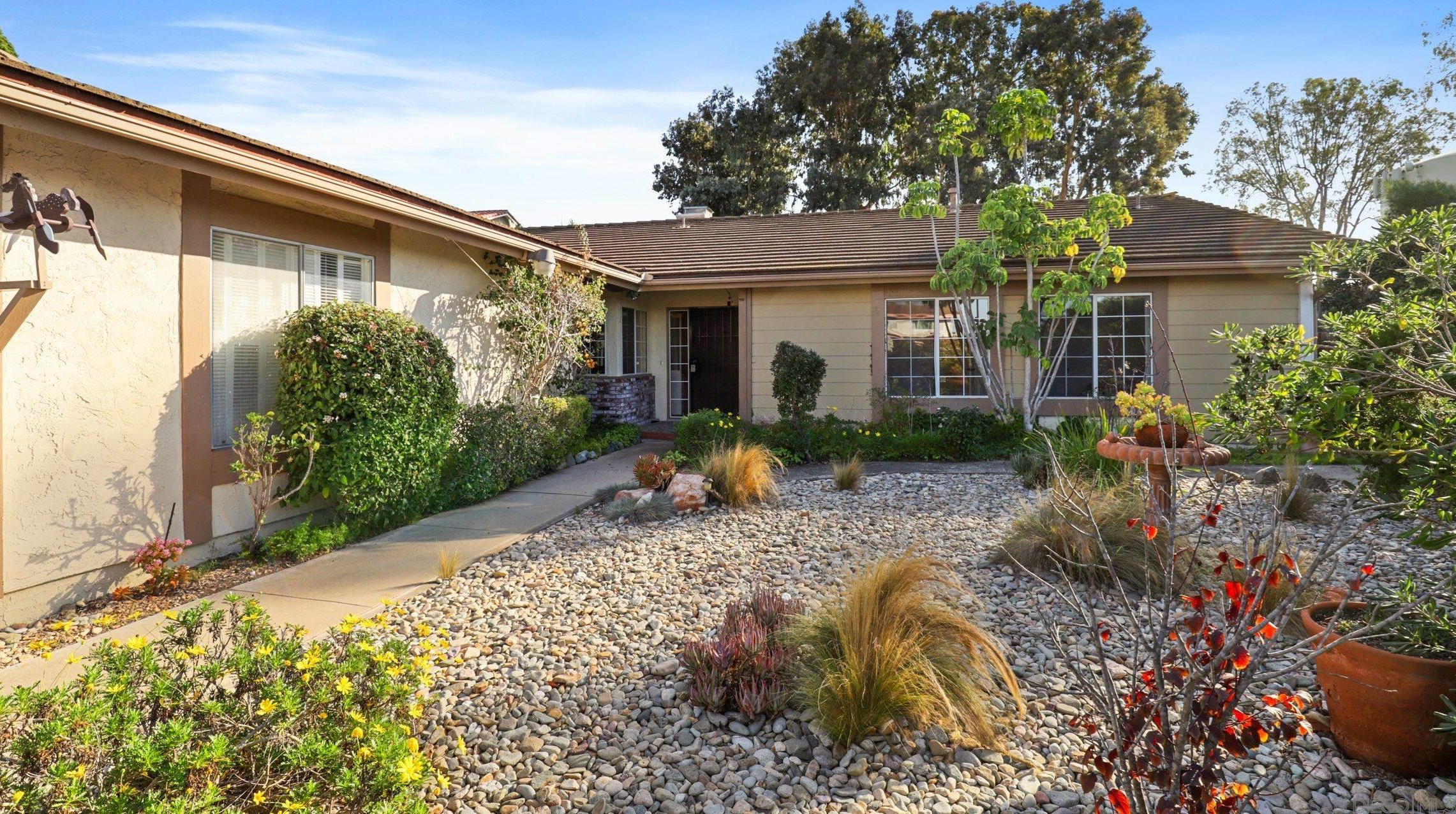 5970 Steeplechase Rd, Bonita, CA 91902-3042