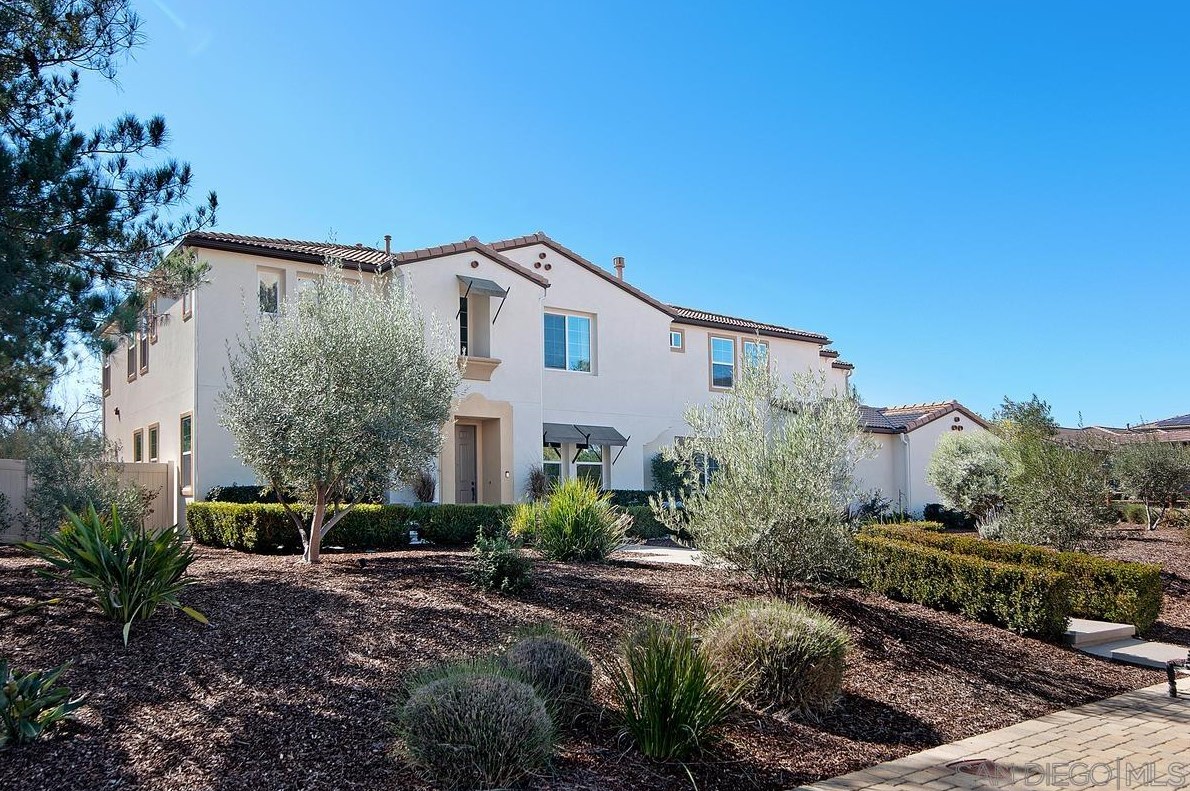 14139 Winged Foot Cir, Valley Center, CA 92082