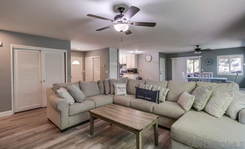 8960 Greenview Pl, Spring Valley CA  91977-1019 exterior