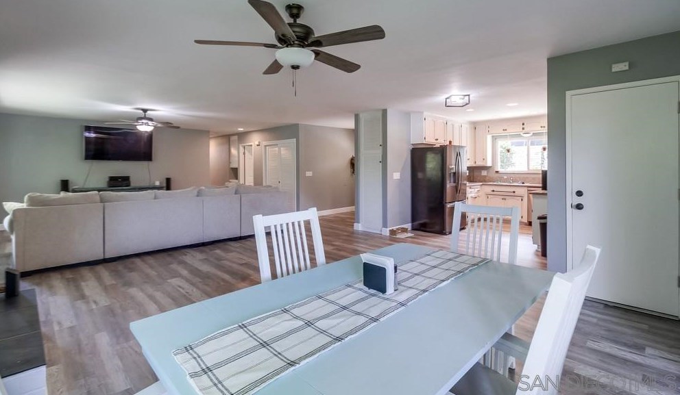 8960 Greenview Pl, Spring Valley CA  91977-1019 exterior