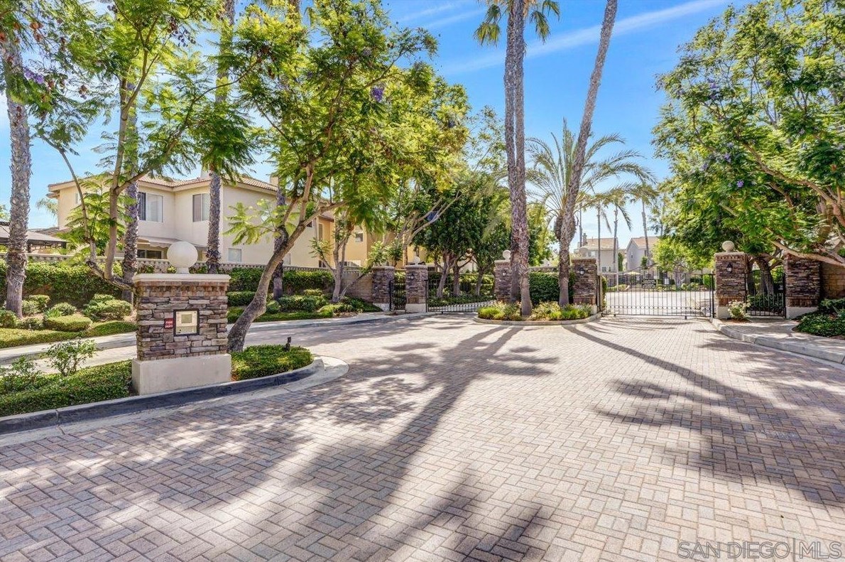 3 Cota Ct, Laguna Beach, CA 92656-6253