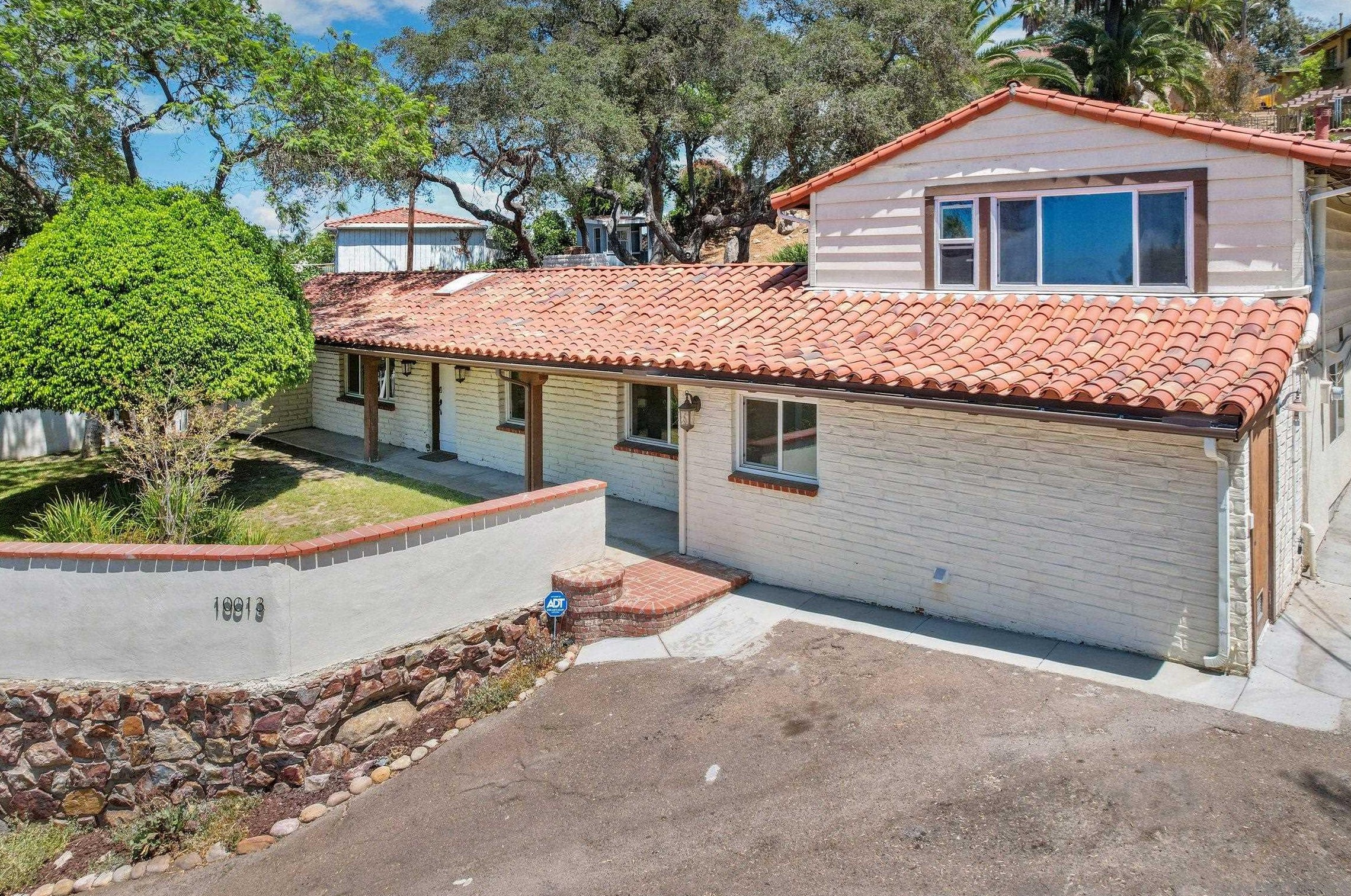 10013 Pandora Dr, La Mesa, CA 91941