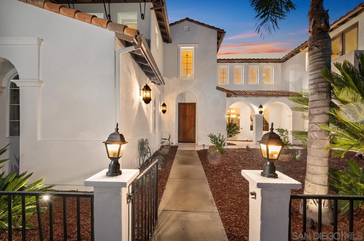 13630 Ash Hollow Crossing Rd, Poway, CA 92064-1340