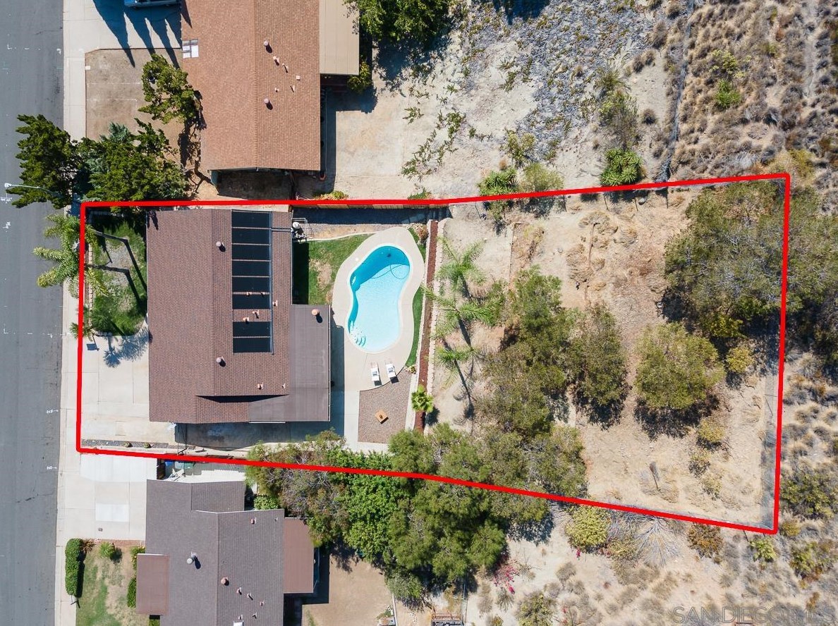 13532 Silver Lake Dr, Poway, CA 92064-3717