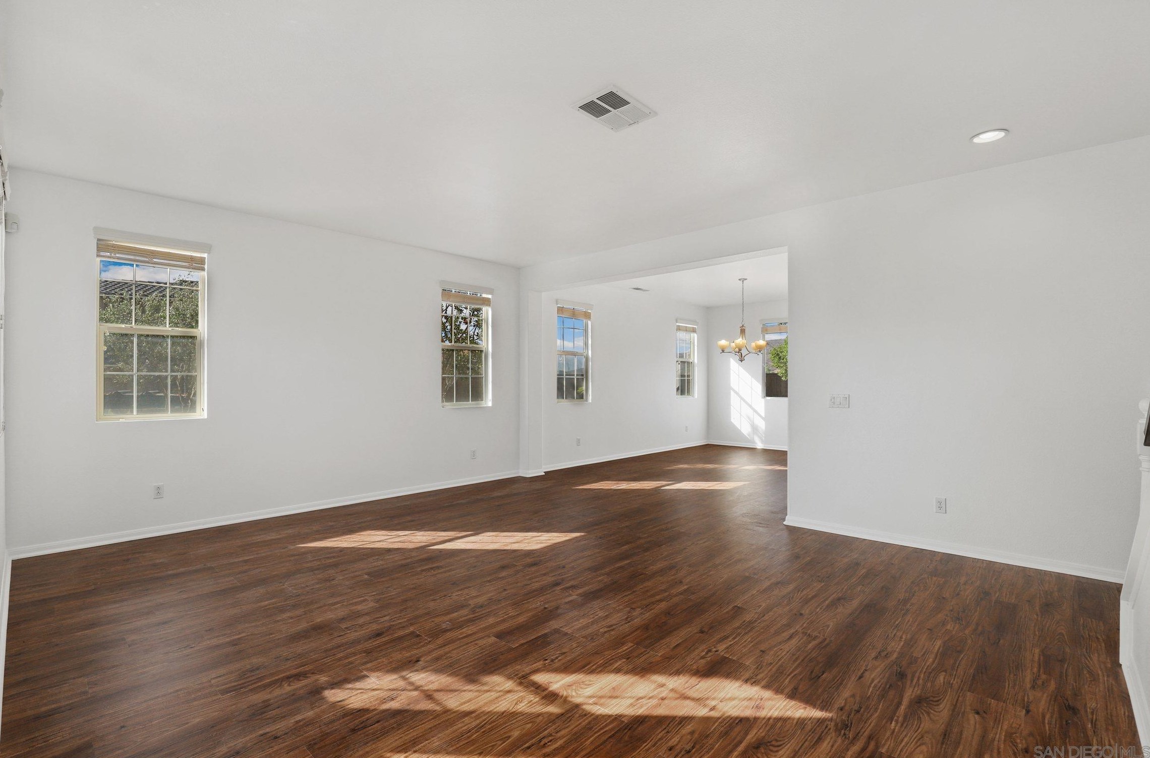 3017 Adams Ranch Ct, Chula Vista CA  91914-5321 exterior