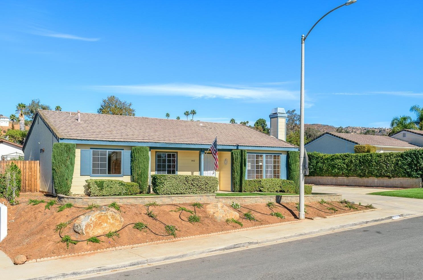 1442 Hollyhock Ave, Escondido, CA 92027-1359