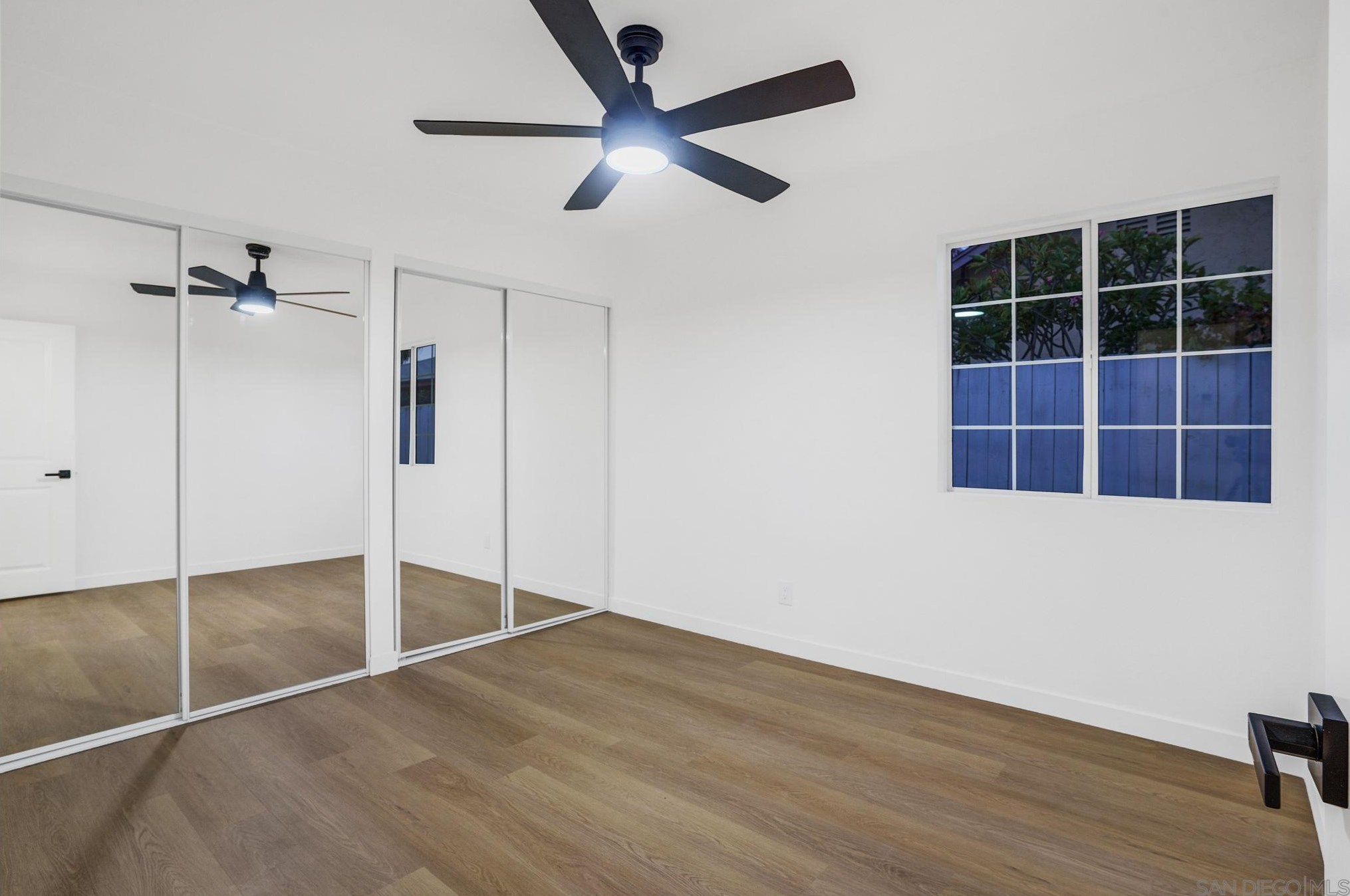 321 Spruce St, Chula Vista CA  91911-5524 exterior