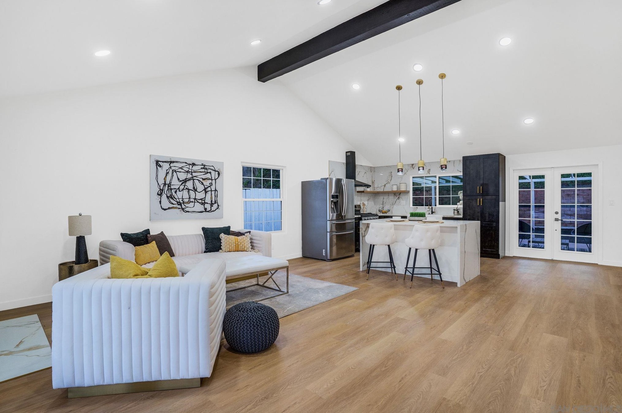 321 Spruce St, Chula Vista CA  91911-5524 exterior