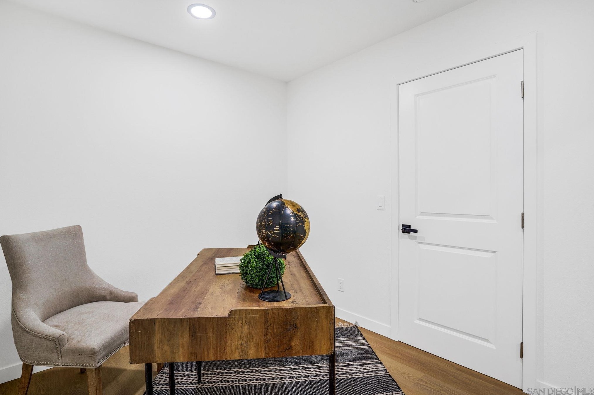 321 Spruce St, Chula Vista CA  91911-5524 exterior