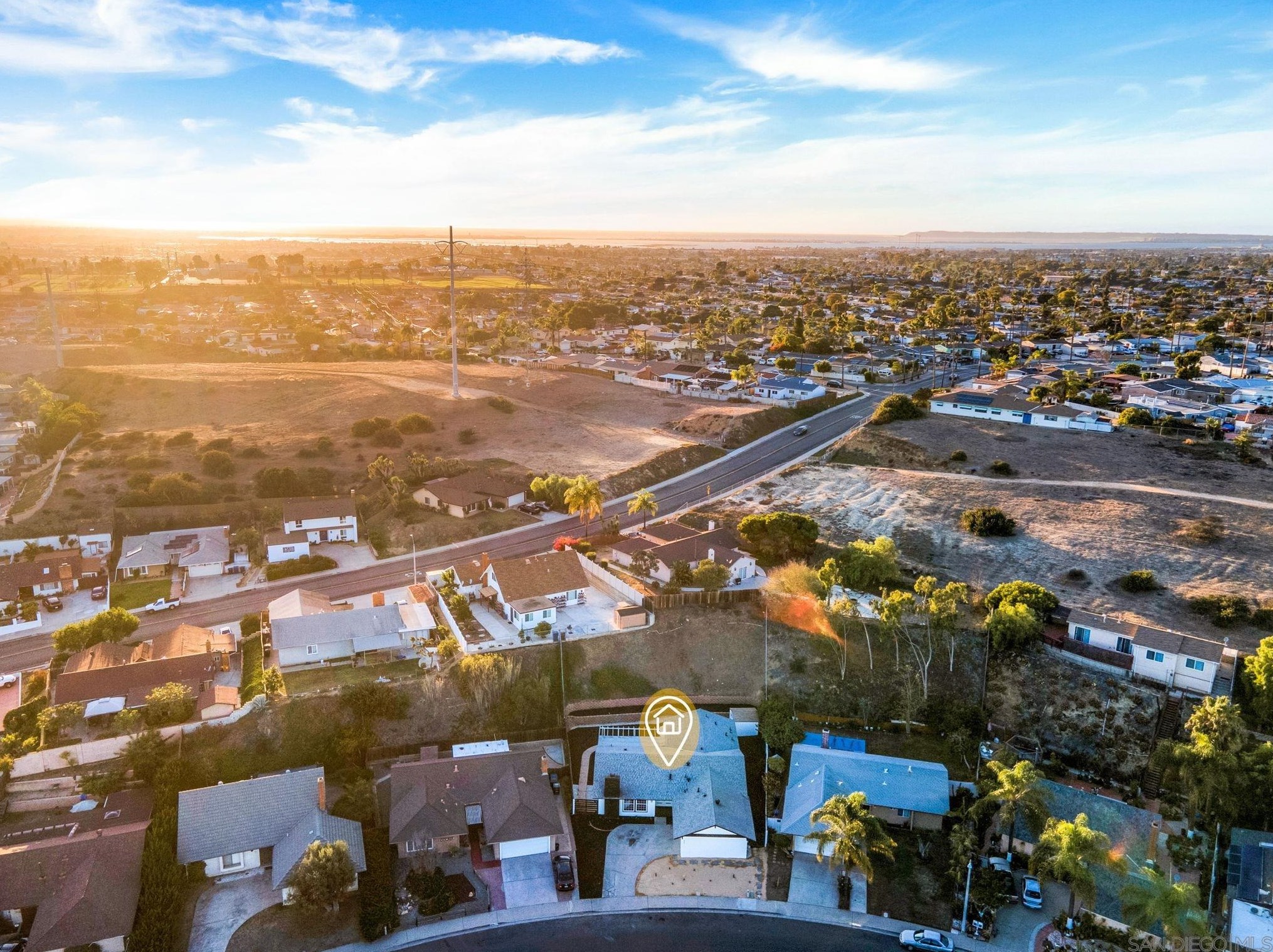 321 Spruce St, Chula Vista CA  91911-5524 exterior