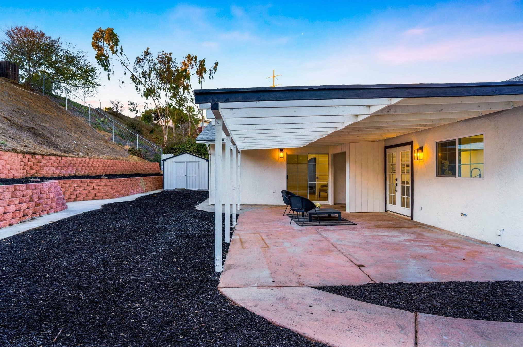 321 Spruce St, Chula Vista CA  91911-5524 exterior