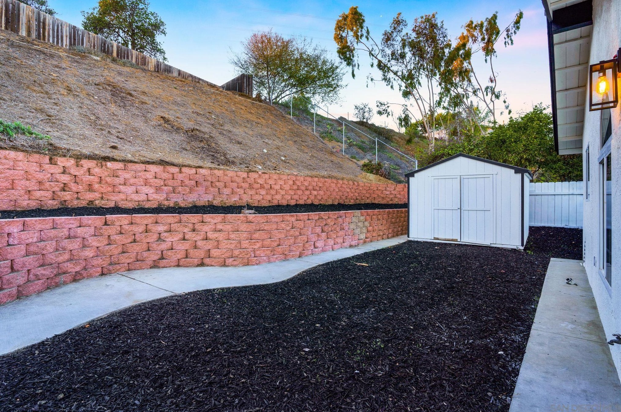 321 Spruce St, Chula Vista CA  91911-5524 exterior