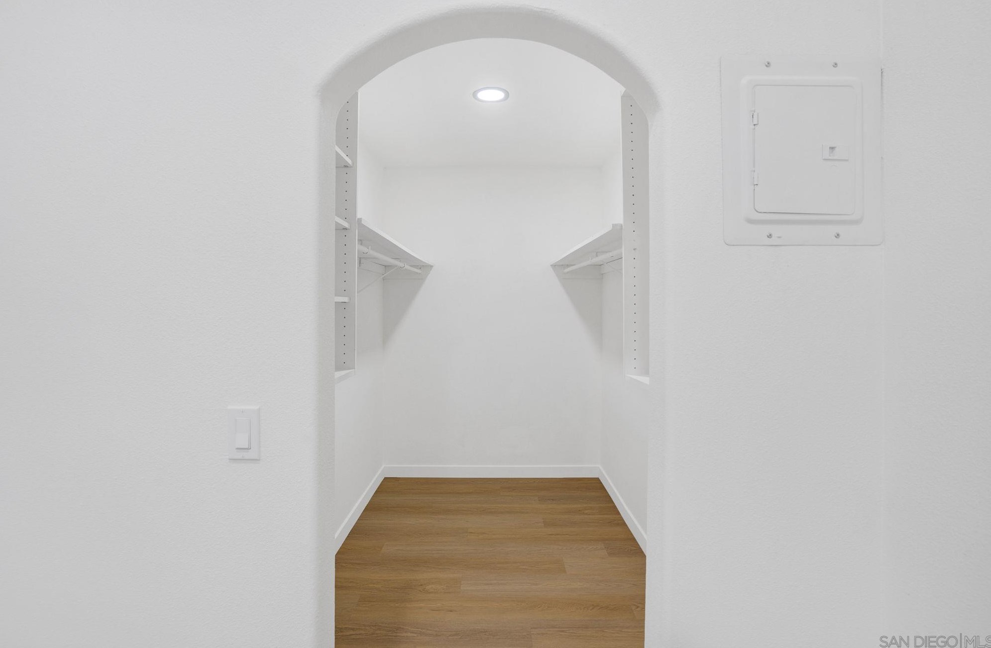 321 Spruce St, Chula Vista CA  91911-5524 exterior