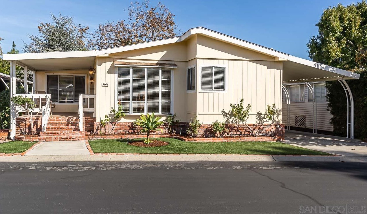 5164 Don Rodolfo Dr, Carlsbad, CA 92010