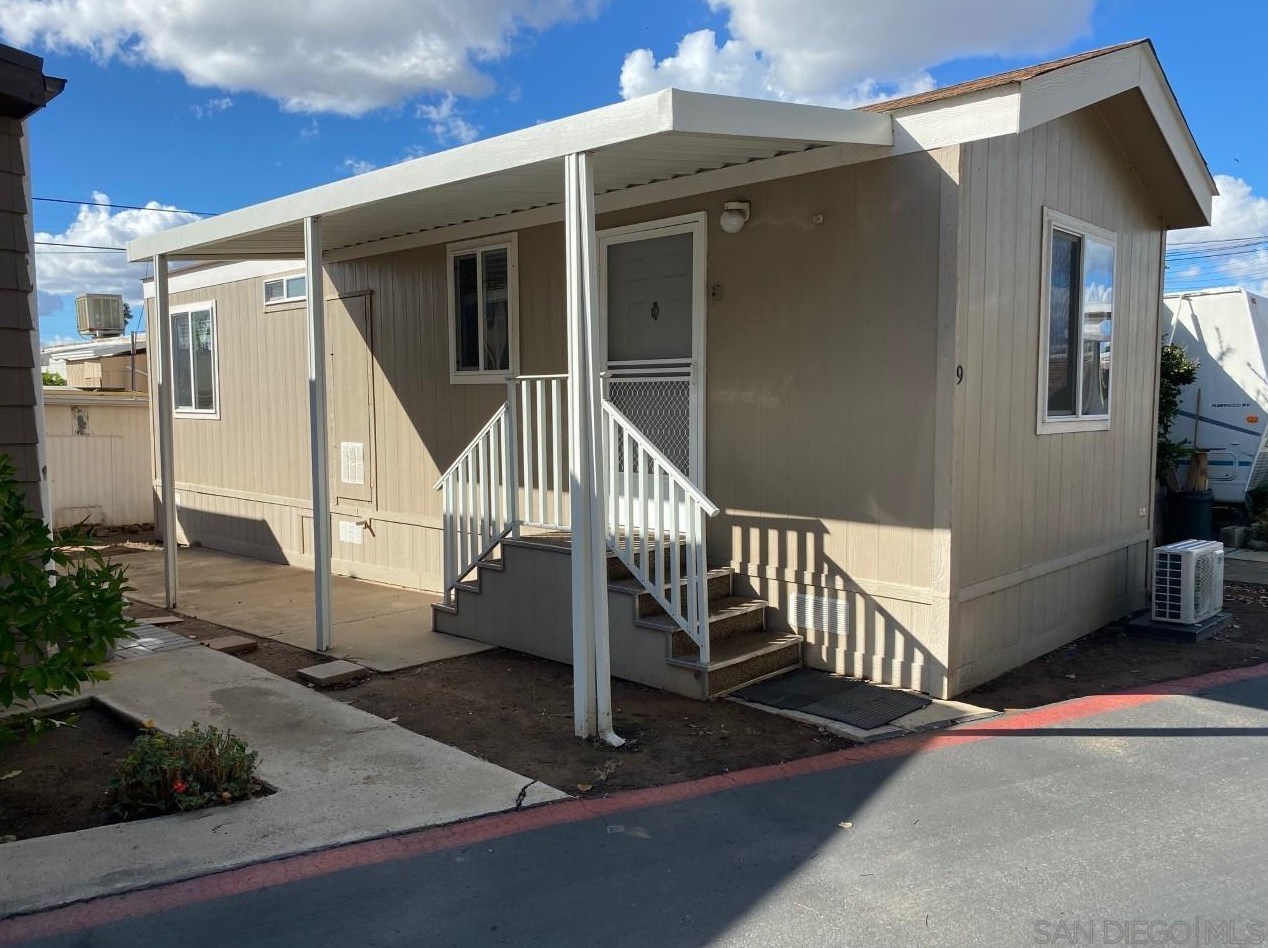 1430 Lexington Ave #9, El Cajon, CA 92019