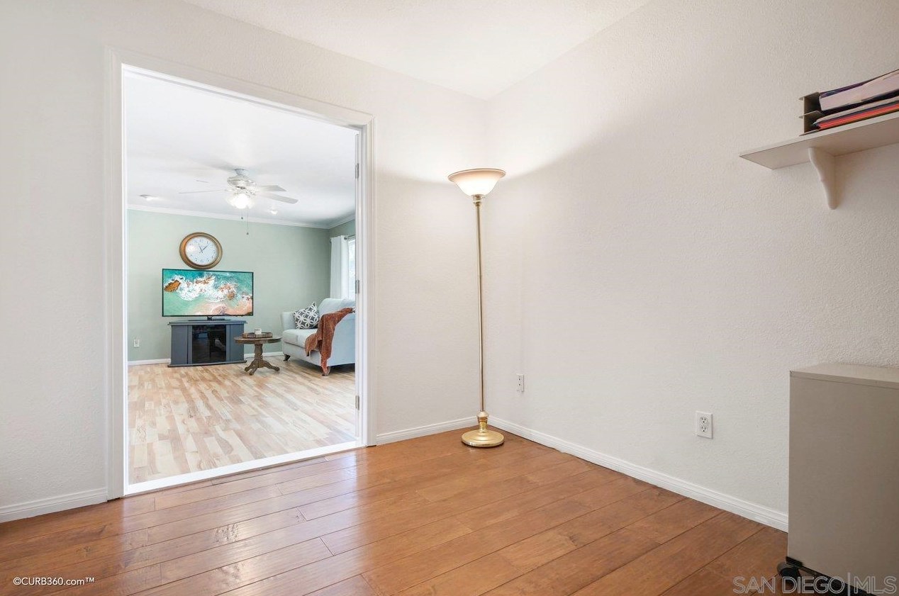 10005 Three Oaks Way, Santee CA  92071-1119 exterior