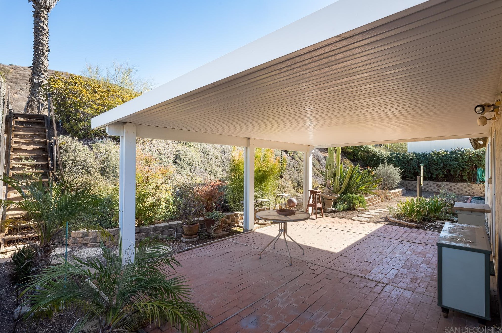 2423 Trace Rd, Spring Valley CA  91978-1928 exterior