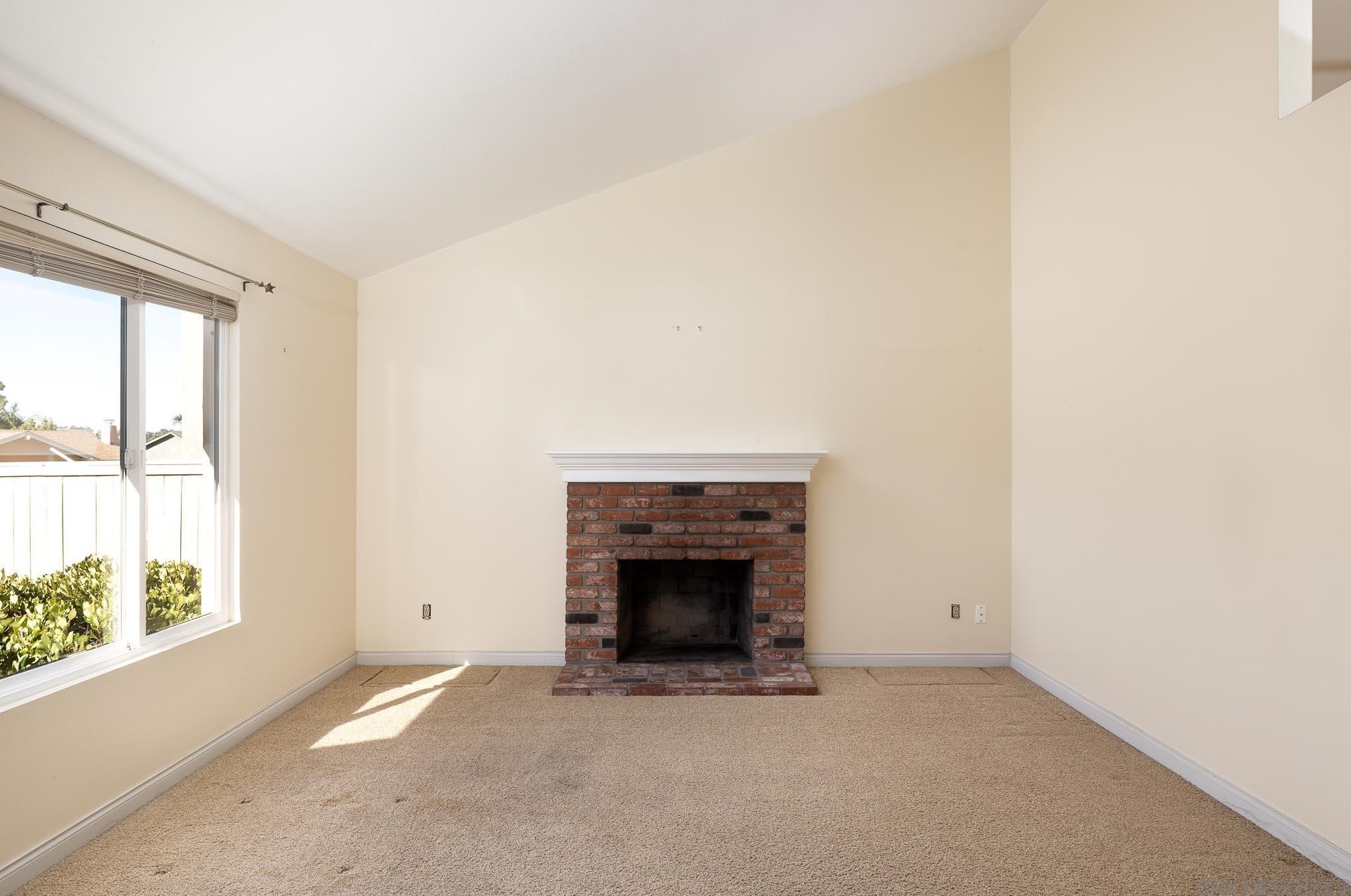 2423 Trace Rd, Spring Valley CA  91978-1928 exterior
