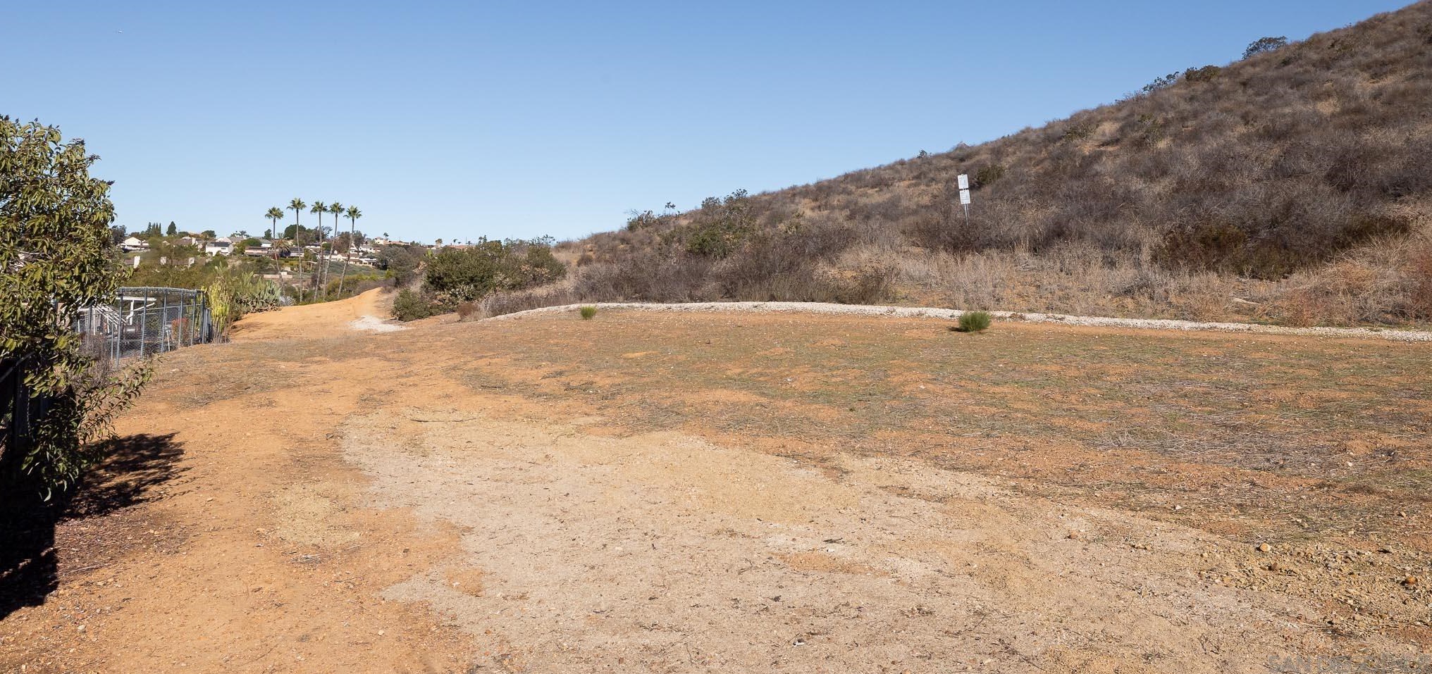 2423 Trace Rd, Spring Valley CA  91978-1928 exterior