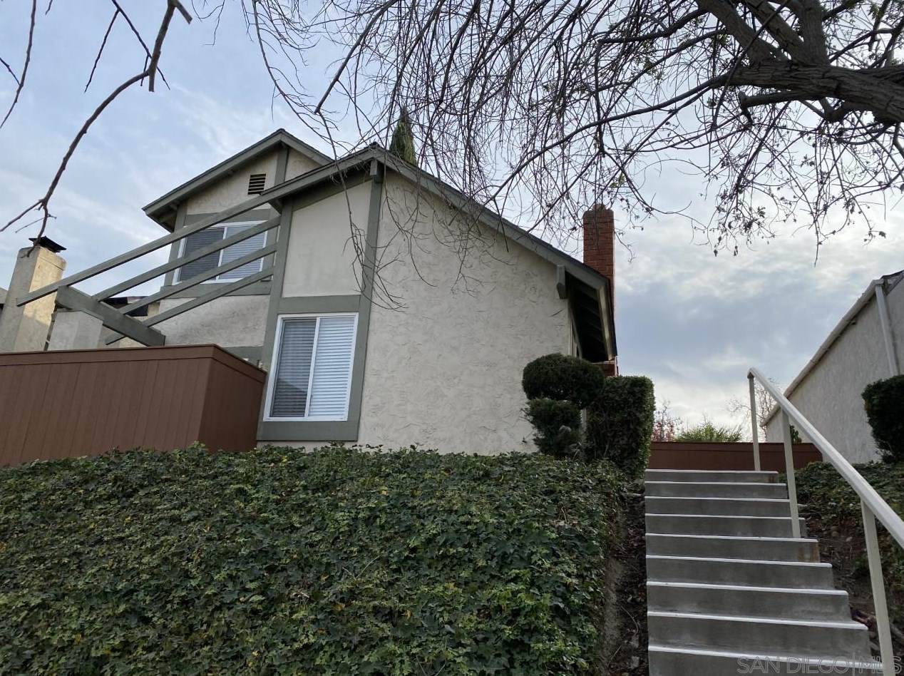 5210 Fino Dr, San Diego, CA 92124