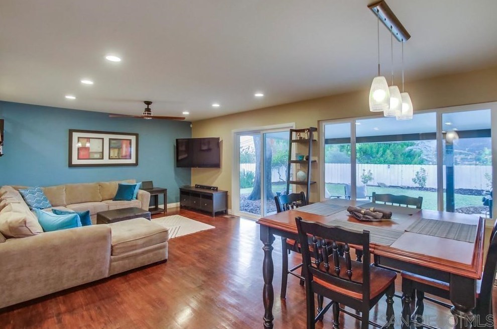 7920 Michelle Dr, La Mesa, CA 91942
