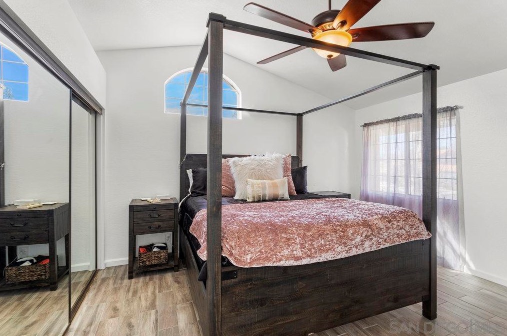 24516 Camino Mirabella, Murrieta CA  92562-4333 exterior