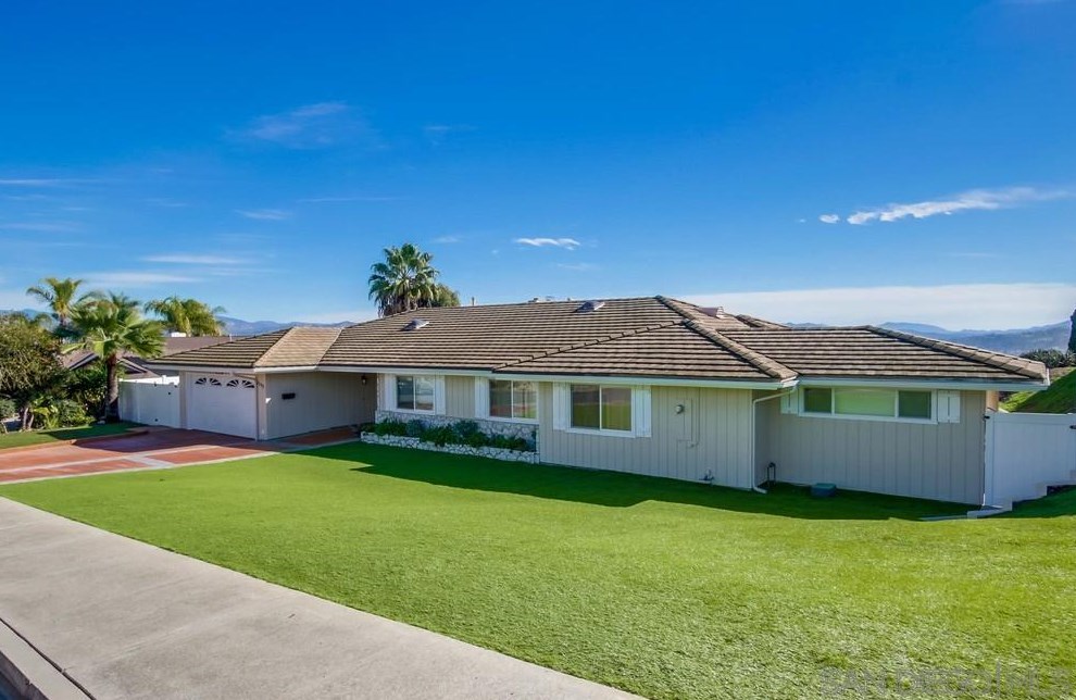 1355 Hacienda Dr, El Cajon, CA 92020
