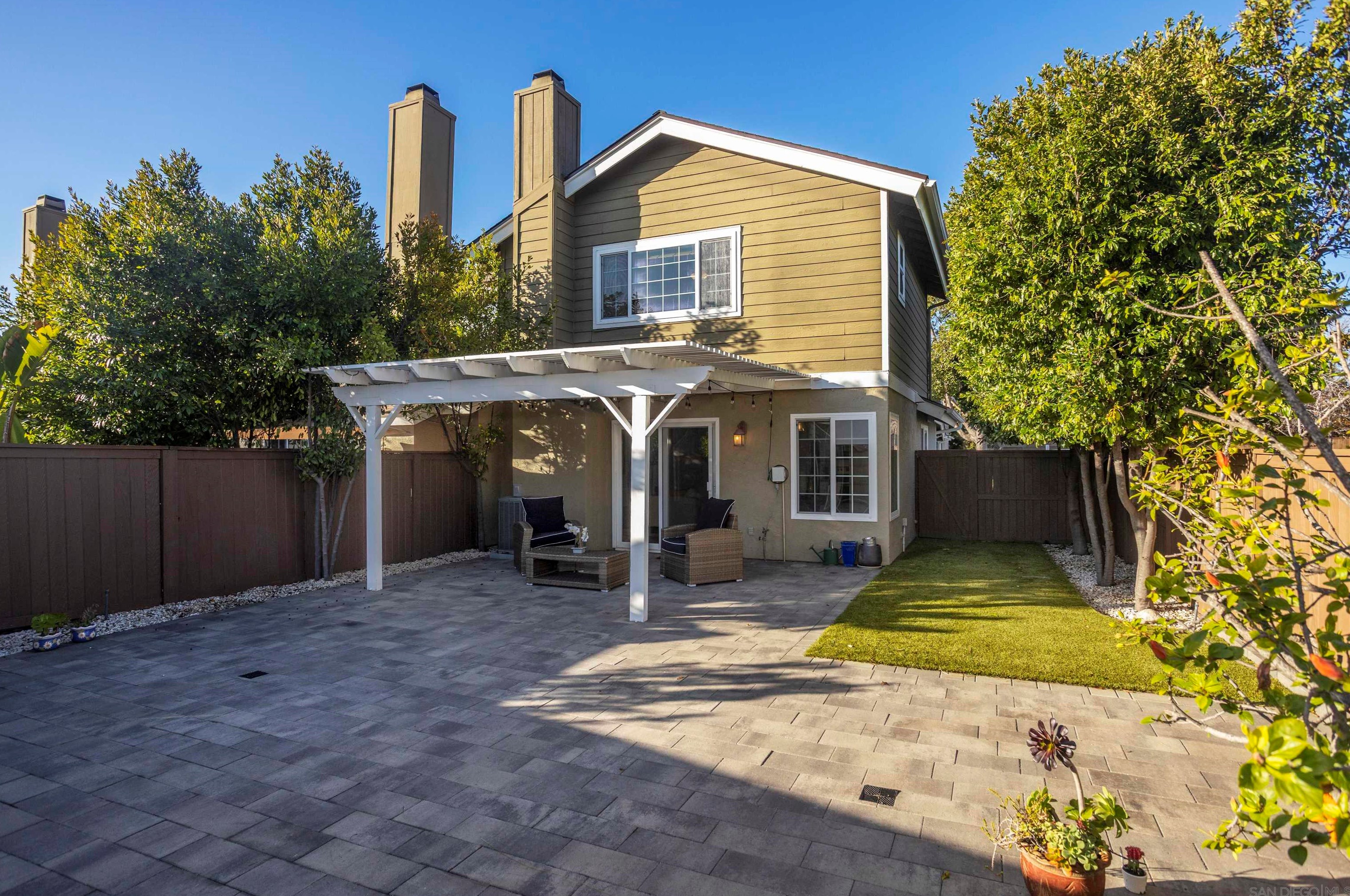2979 Ridgefield, Carlsbad, CA 92010