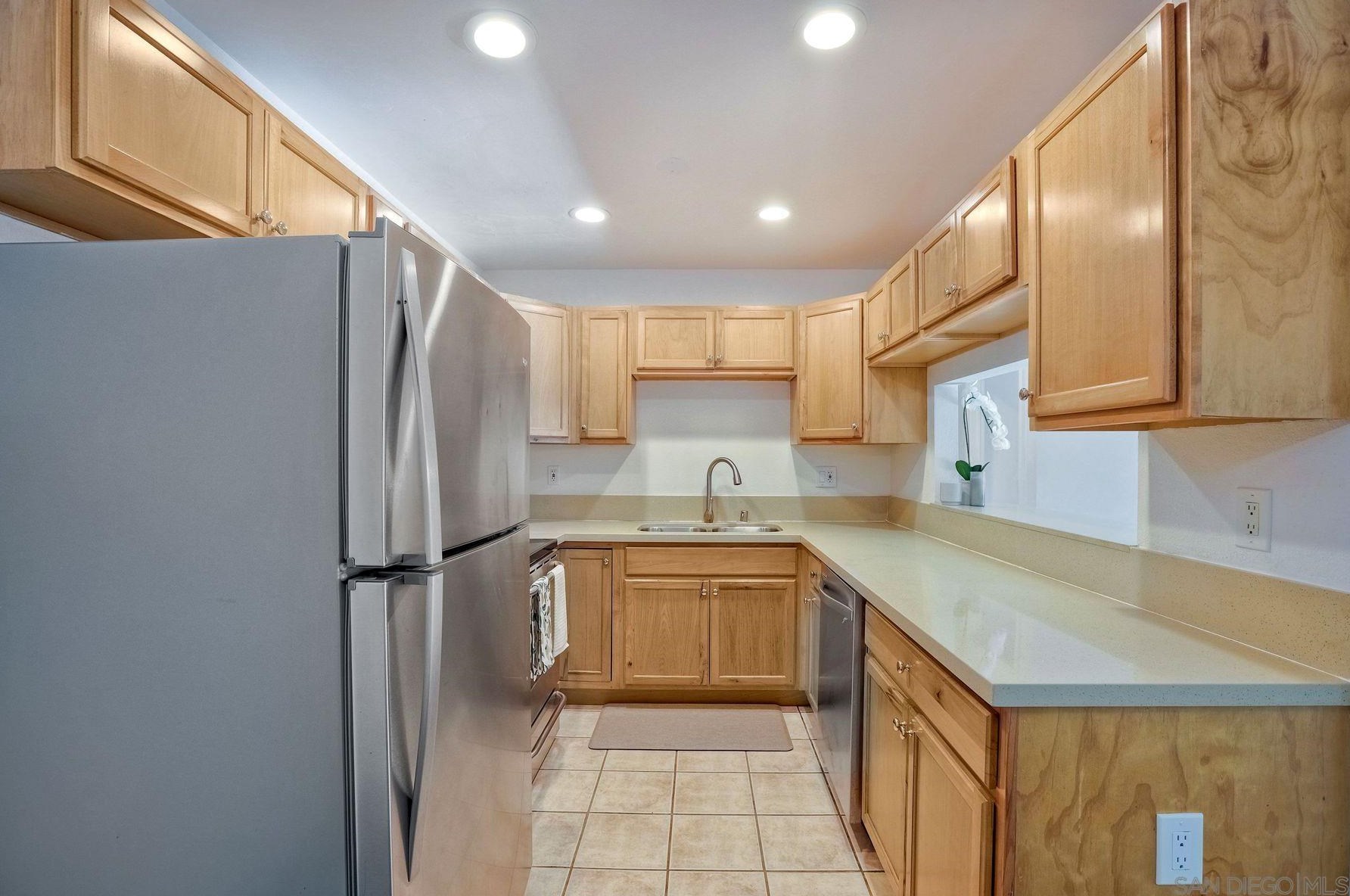 518 Telegraph Canyon Rd F, Chula Vista, CA 91910