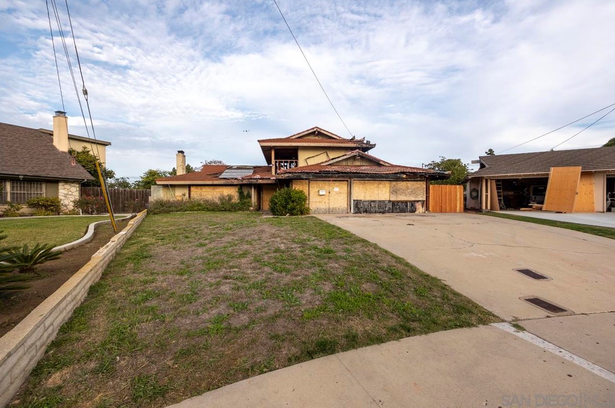 279 Coralwood Ct, Chula Vista, CA 91910-3028