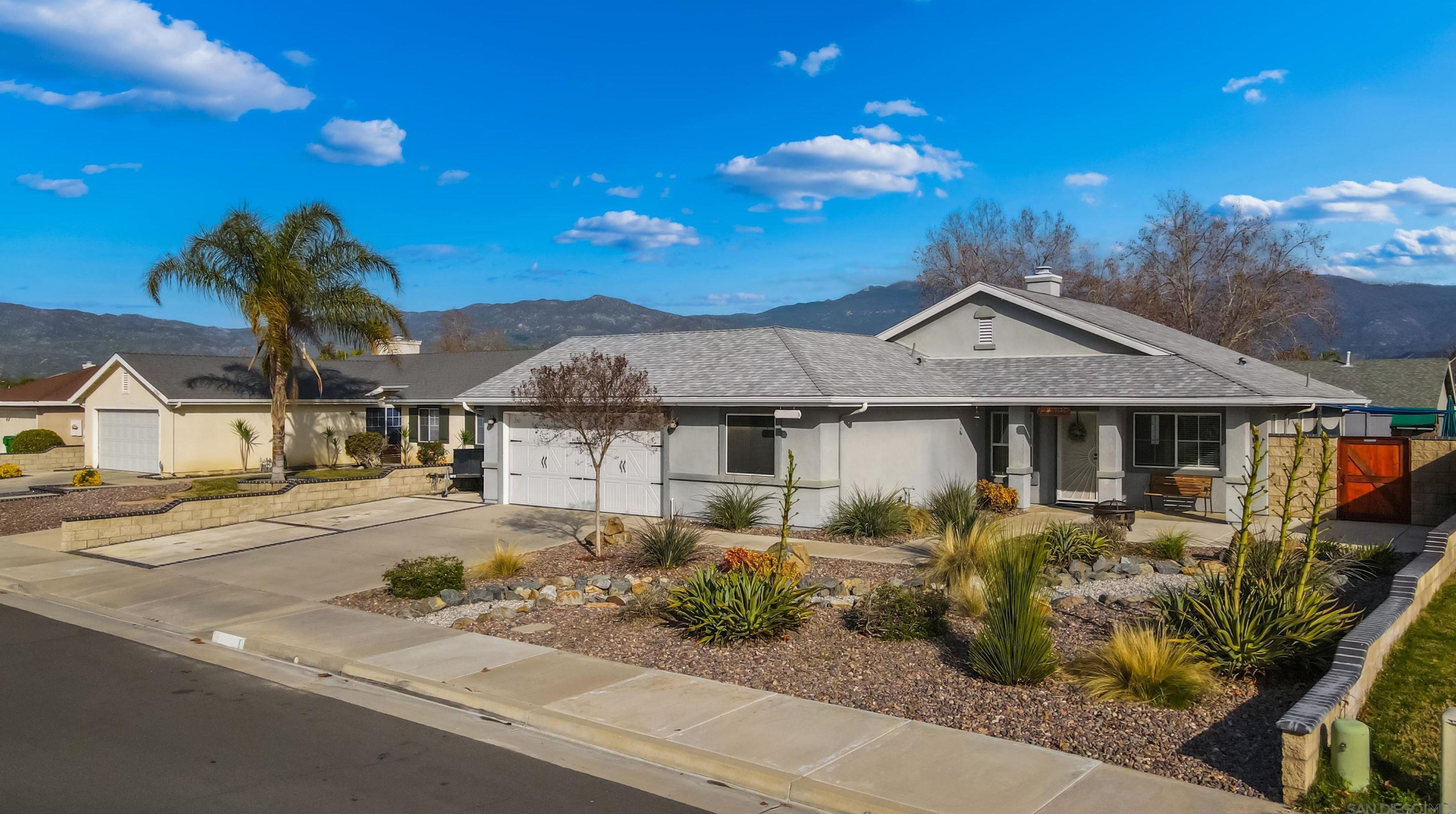 25092 Laguna Honda, Hemet, CA 92544-3365