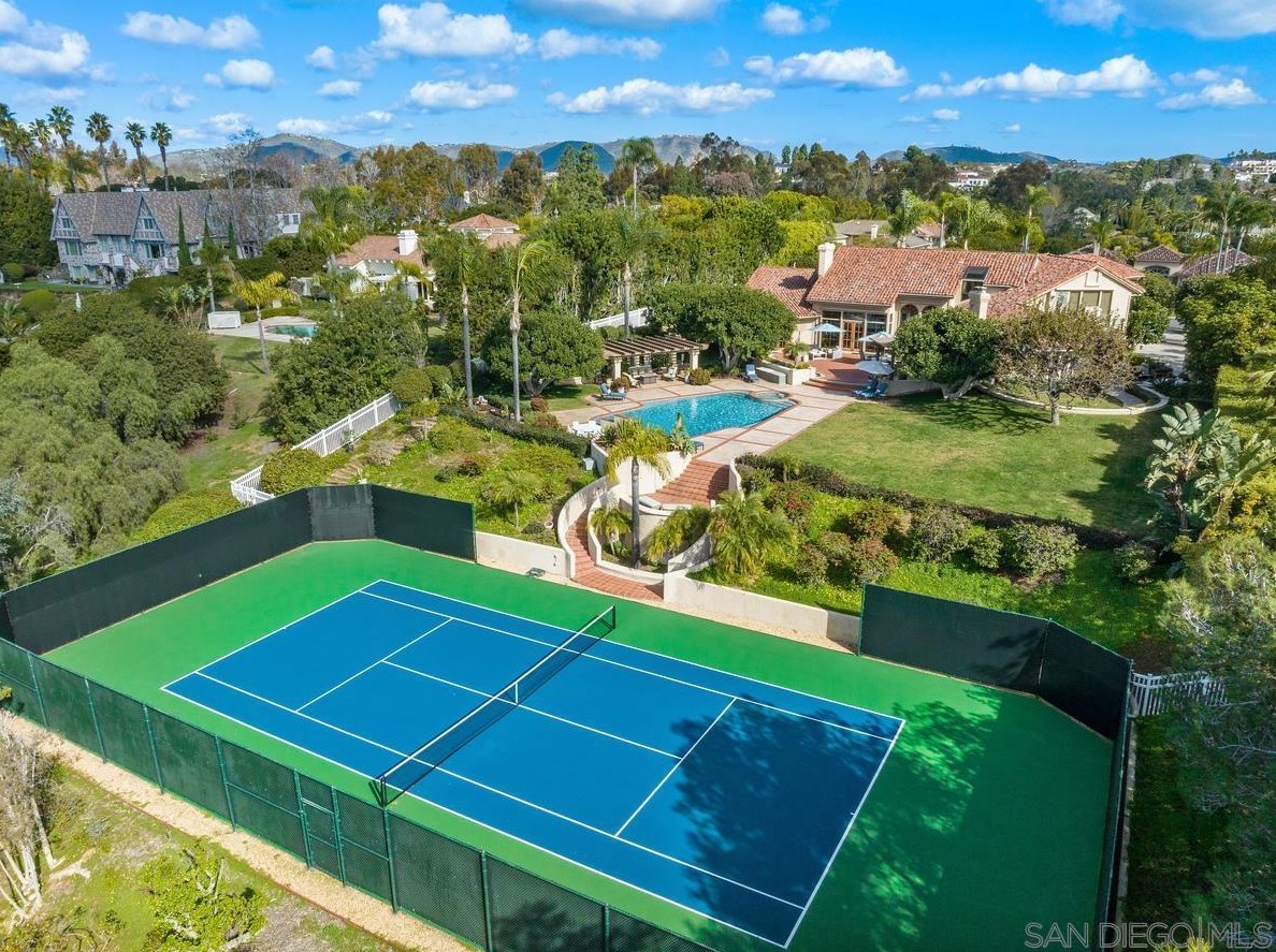 6437 Calle Del Alcazar, Rancho Santa Fe, CA