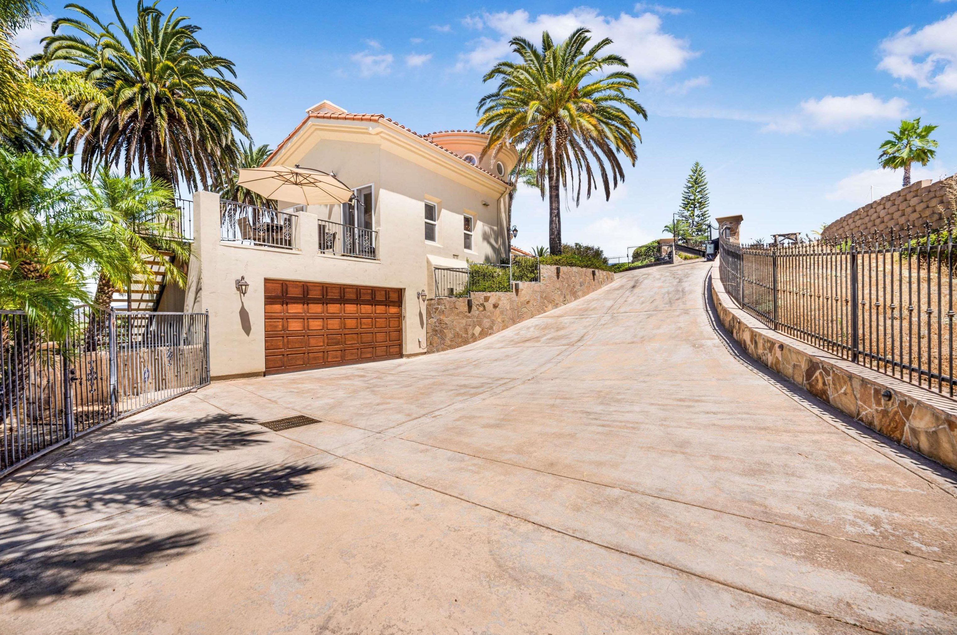 16110 Lakeview Rd, Poway, CA 92064