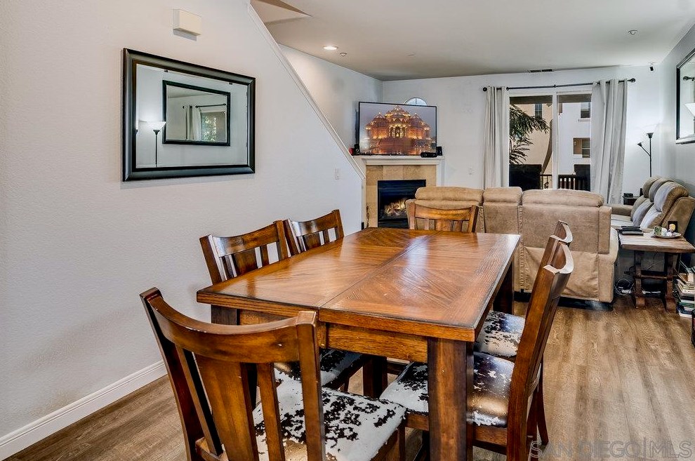 1593 Hackberry Pl, Chula Vista CA  91915-1709 exterior