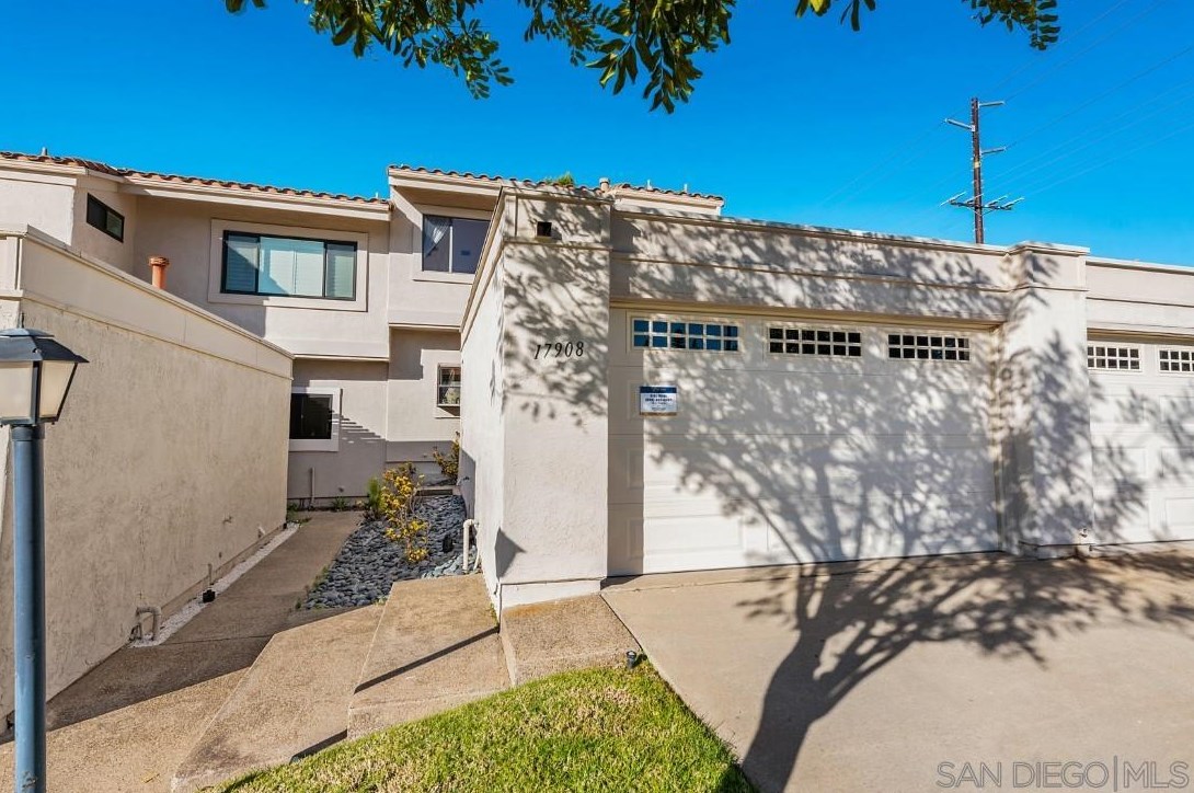 17908 Villamoura Dr, Poway, CA 92064
