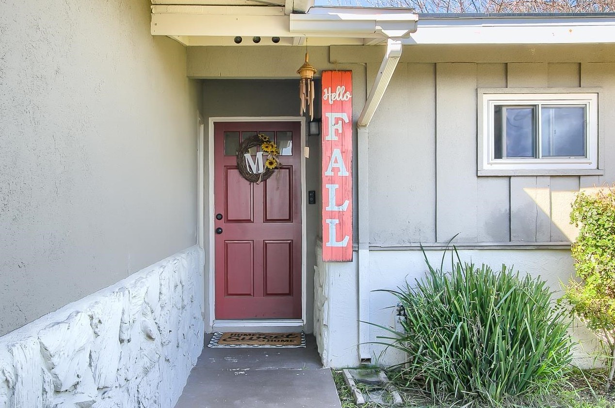 4856 Luna Dr, Oceanside, CA 92057