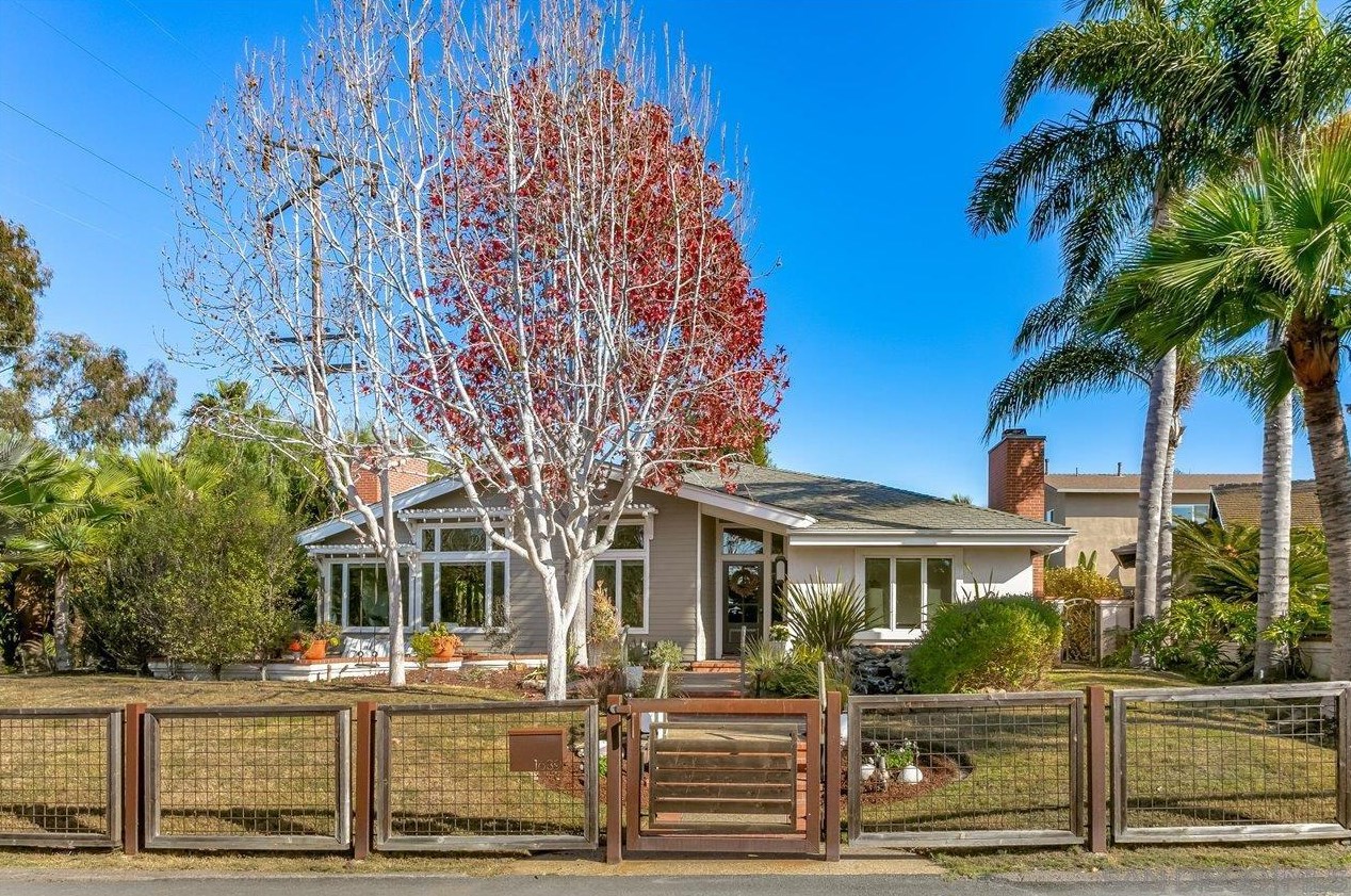 1689 Leora Ln, Encinitas, CA 92024