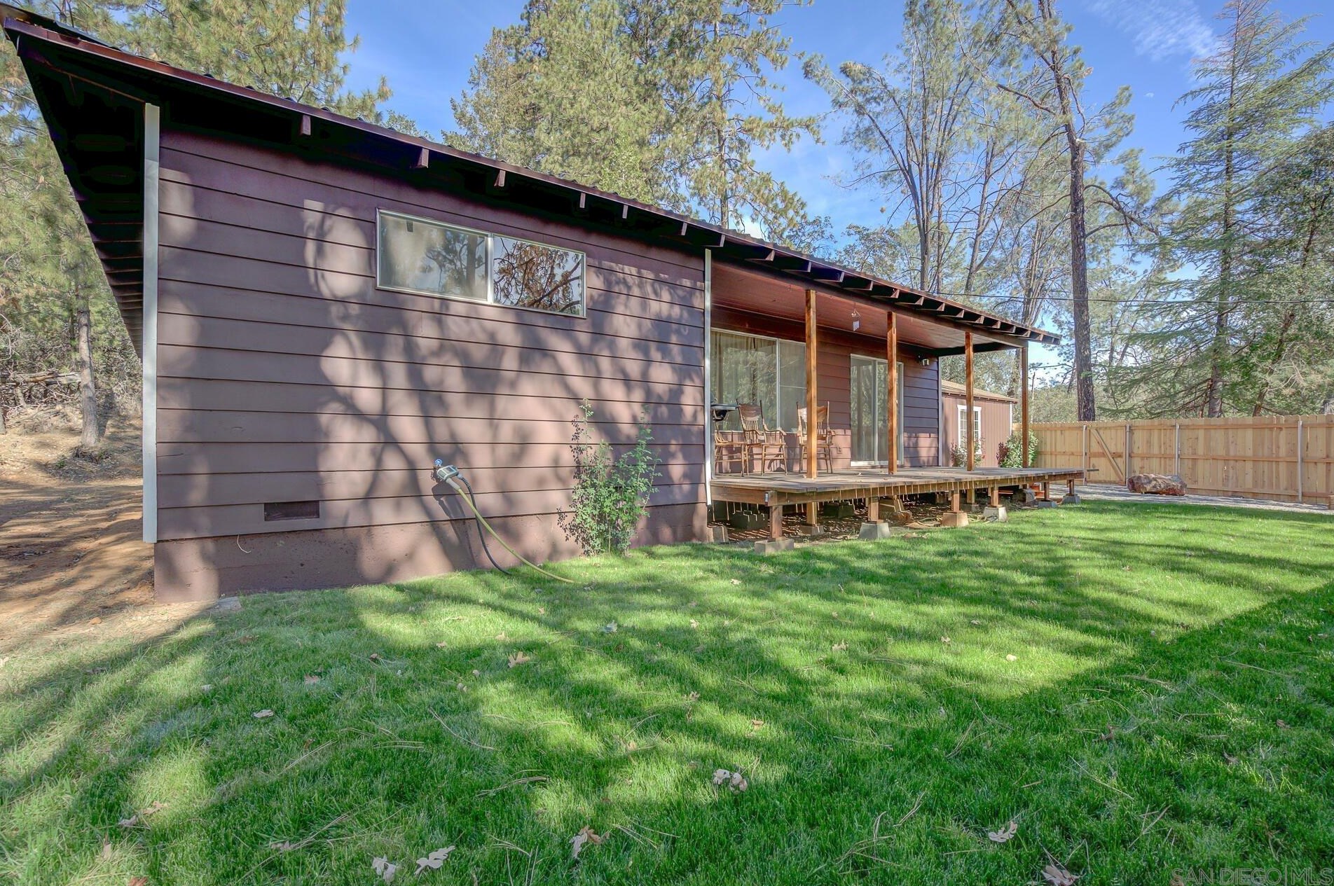14914 Wonderland Blvd, Redding, CA 96003