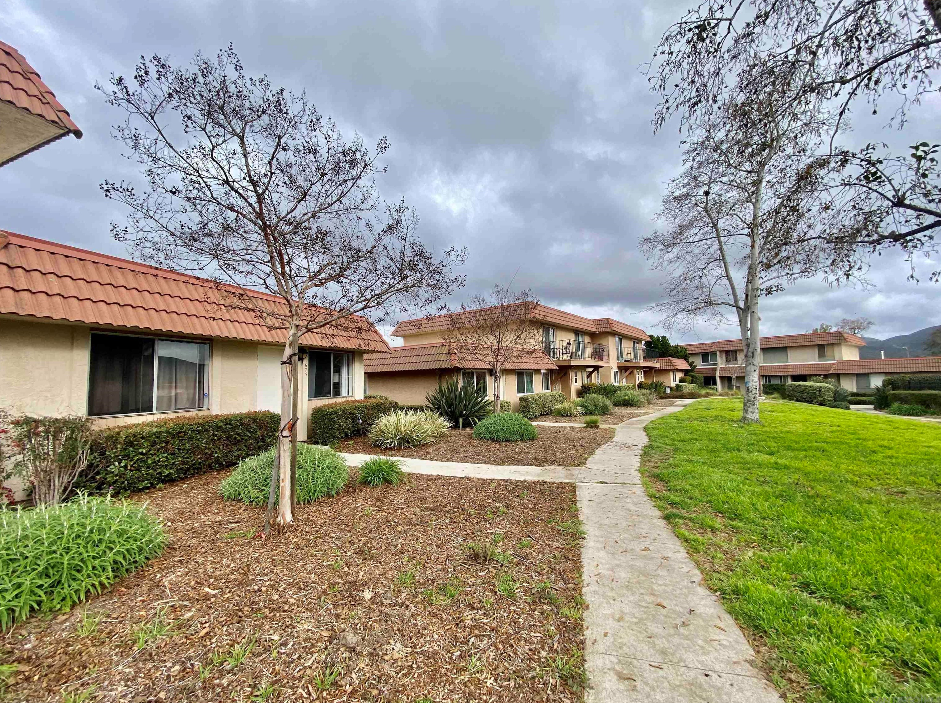 1675 Rue De Valle, San Marcos, CA 92078