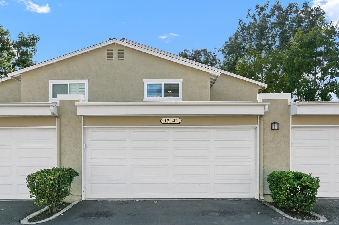 13141 Mulberry Tree Ln, Poway CA  exterior