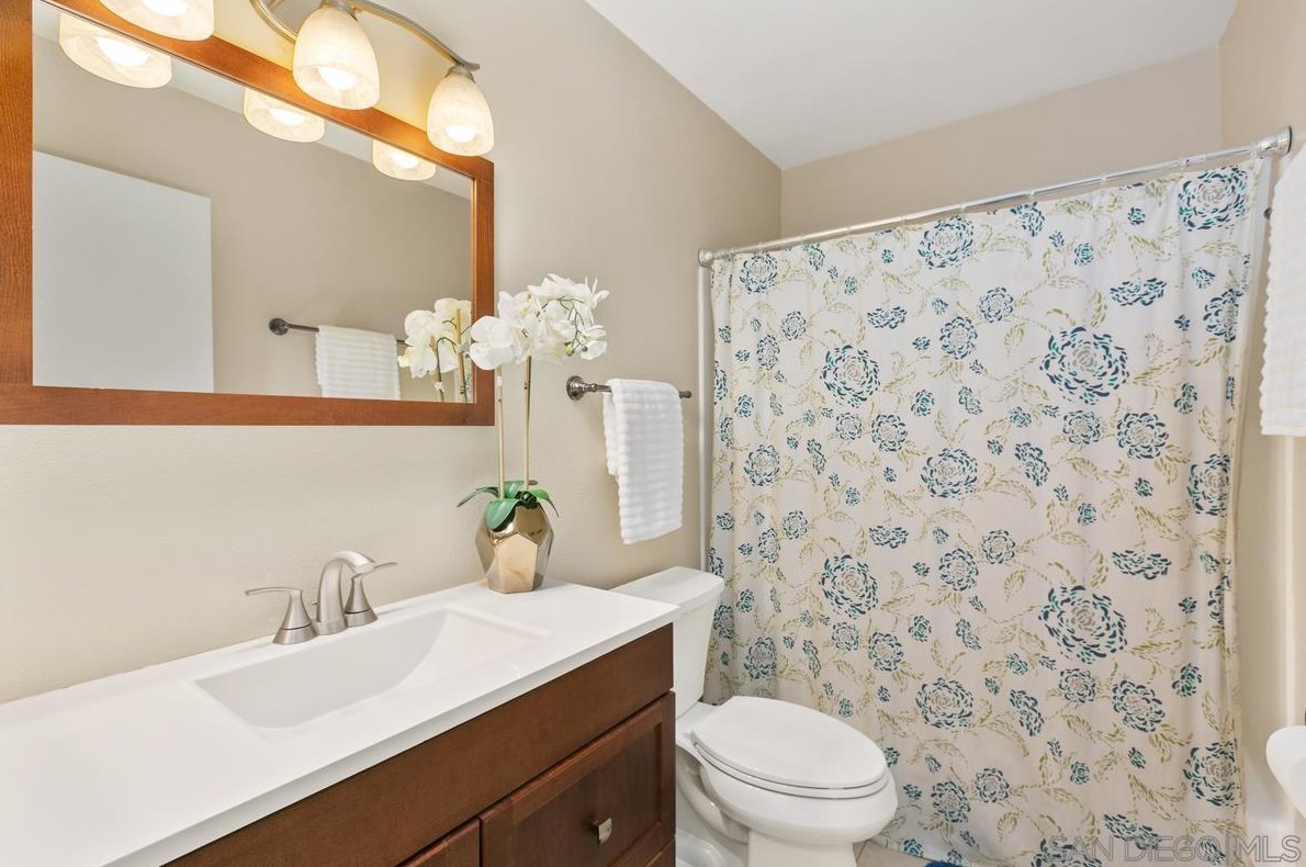 13141 Mulberry Tree Ln, Poway CA  exterior