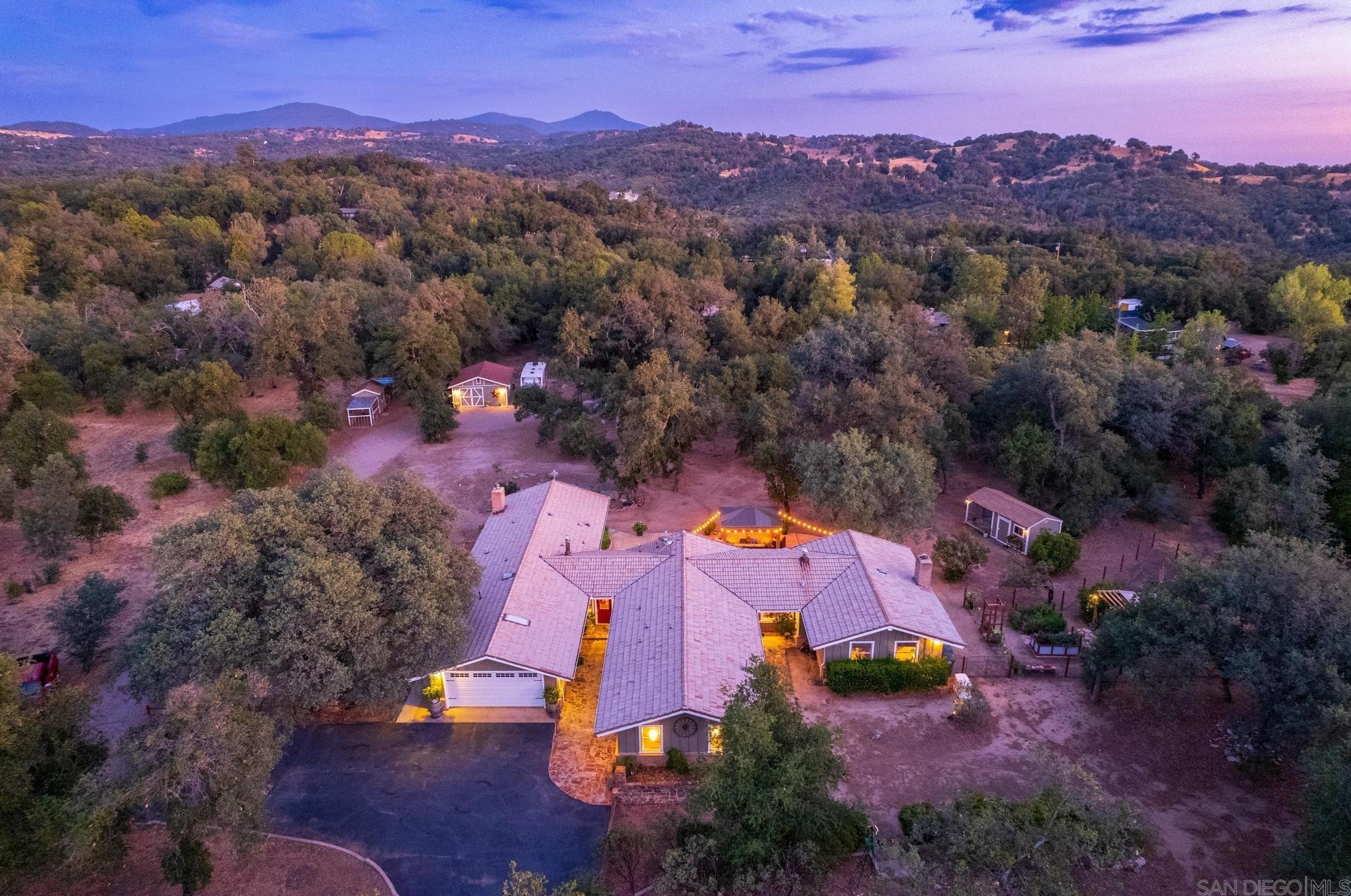 4839 Meadowridge Rd, Santa Ysabel, CA 92070