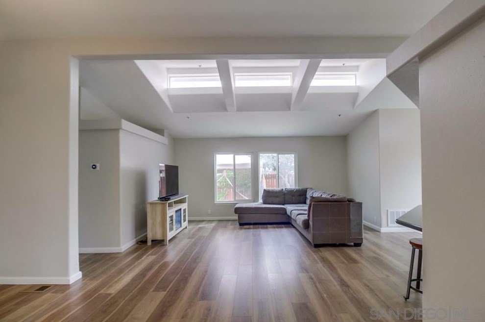 9380 Lori Mar Ct, Spring Valley CA  91977-2700 exterior