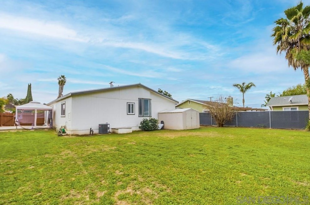 9380 Lori Mar Ct, Spring Valley CA  91977-2700 exterior